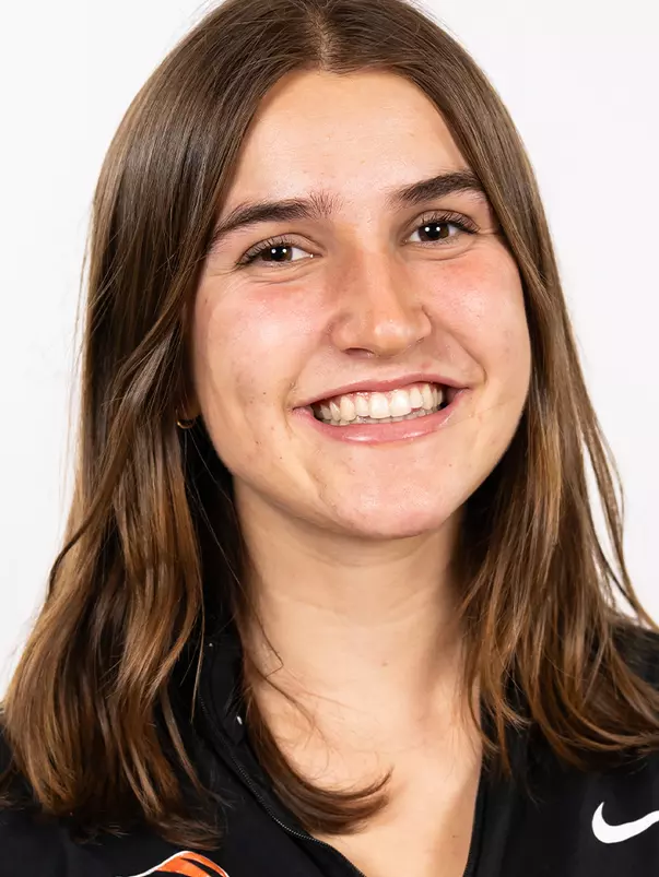 Michaela Sabbag Headshot