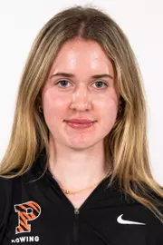 Sienna Knight Headshot