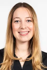 Charlotte Cox Headshot