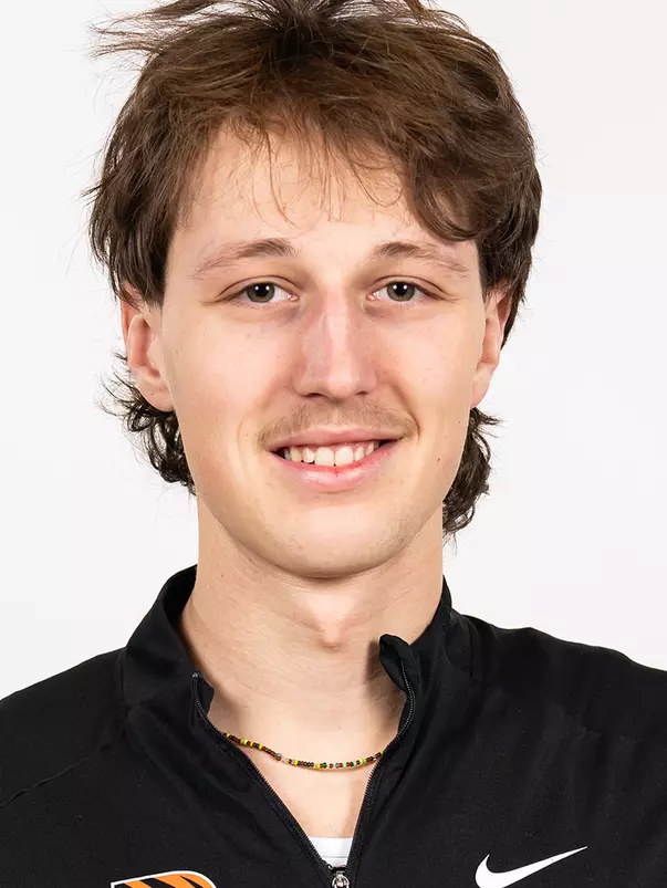 Peter Strecansky Headshot