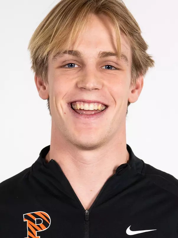 Daniel Cashman Headshot