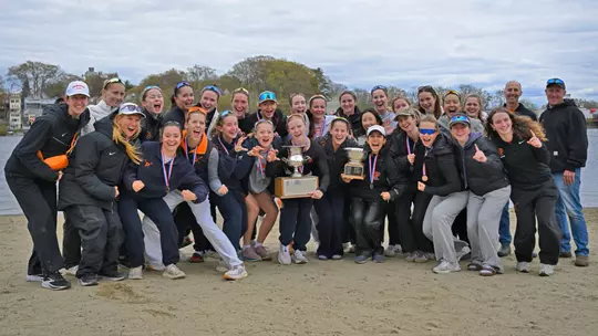 WLW with Team Points Trophy