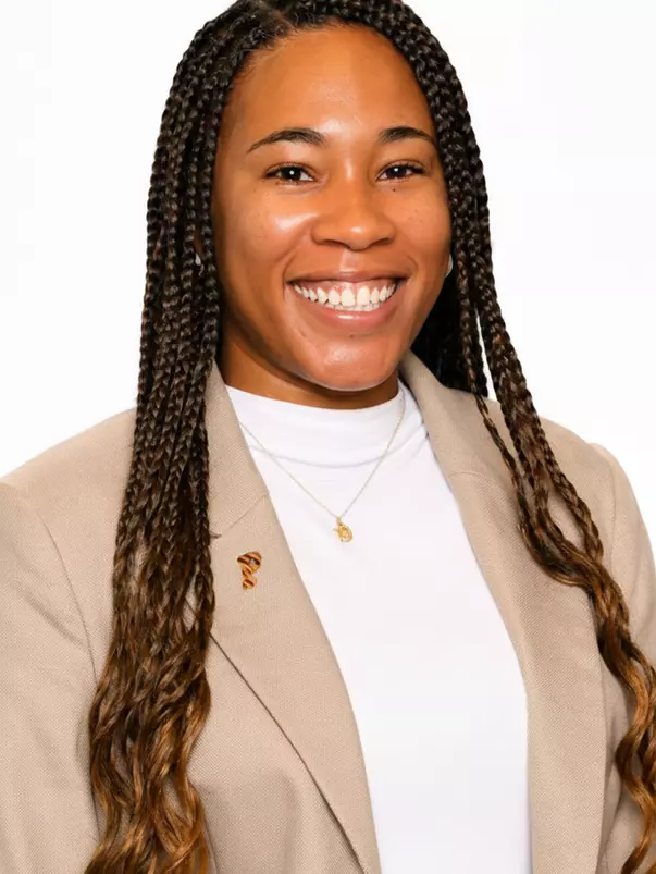 Ieisha Jackson Headshot