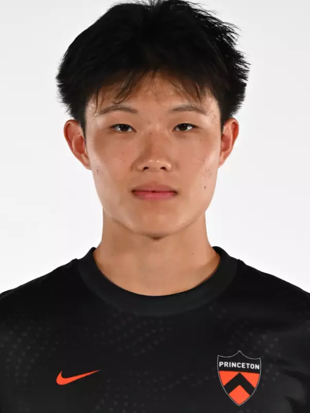 Garry Zhang Headshot 2026