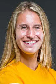 Amanda Barroca Head Shot