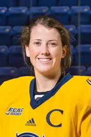 Alicia Barry Headshot