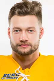 Logan  Mick
