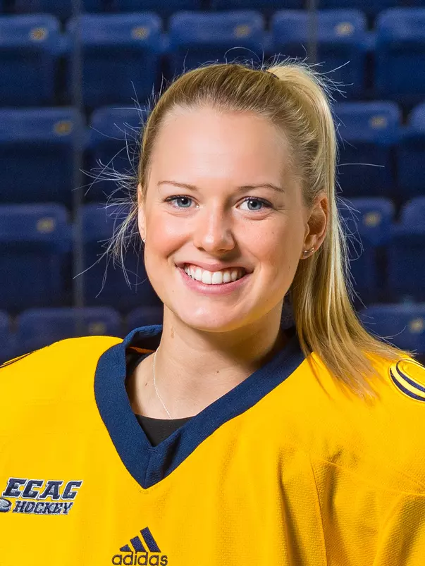 Kate MacKenzie Headshot