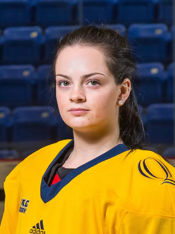 Allison Roethke Headshot