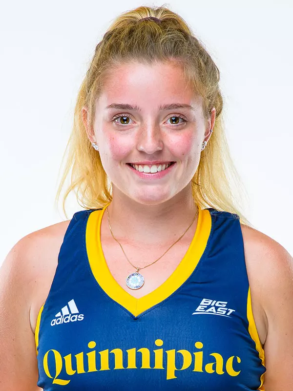 Carly Hewes 2018 Headshot