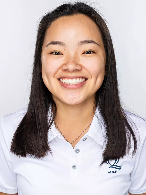 Leeyen Peralta 2021 Headshot