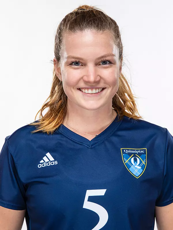 Lainey Lewis Headshot 2021