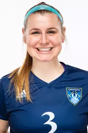 Lauren Azzolino Headshot 2021