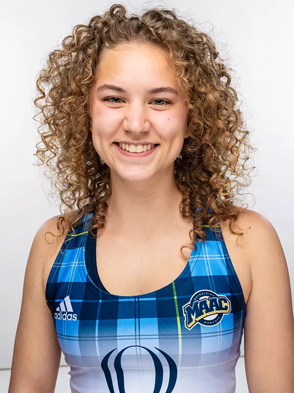 Ana Caliri 2021 Headshot