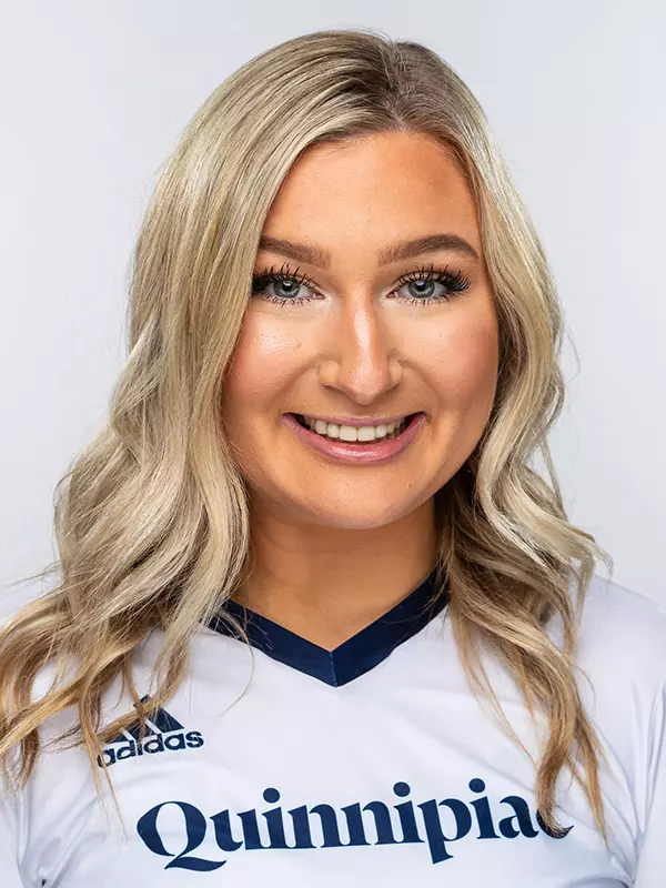 Chloe White Headshot 2021