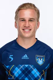 Hillinger_Headshot