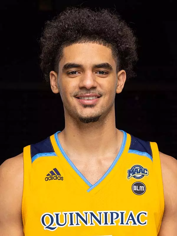 Alexis Reyes Headshot 2022-23