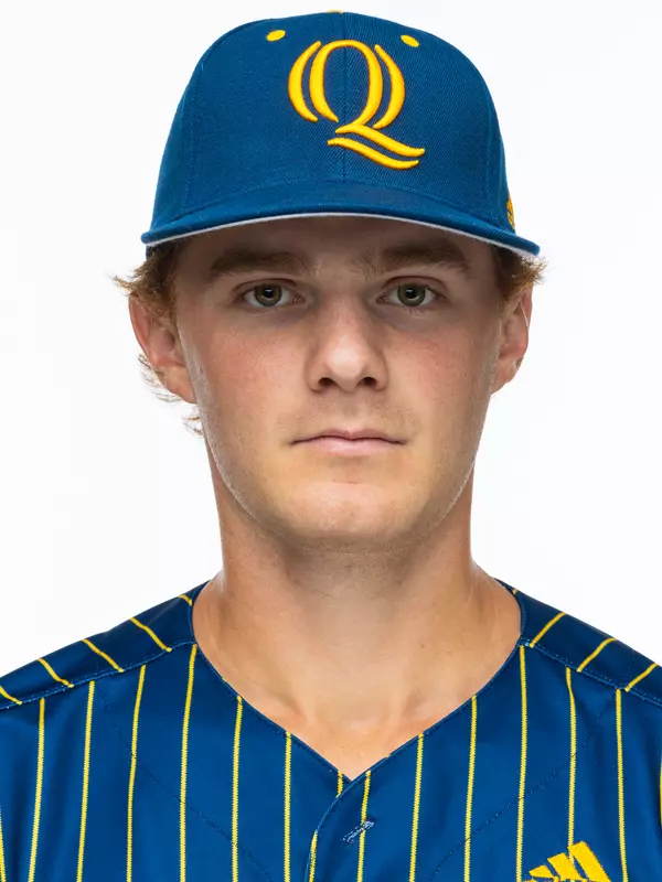 Sam Favieri headshot