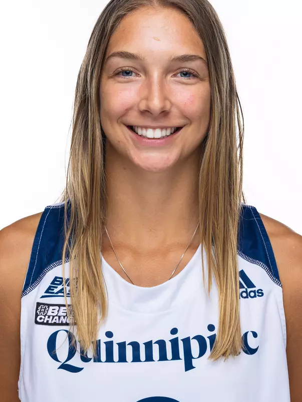 Lauren Knight headshot