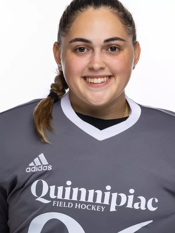 Nina Santore headshot