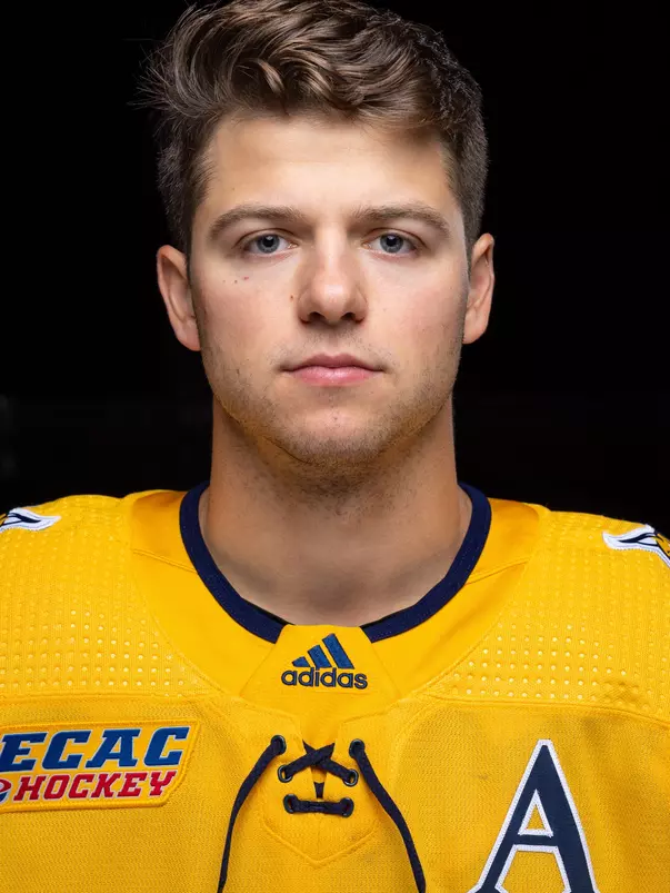 Lombardi Headshot 2022