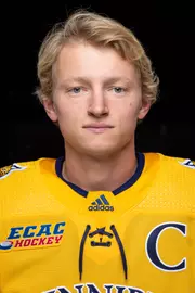 Metsa Headshot 2022
