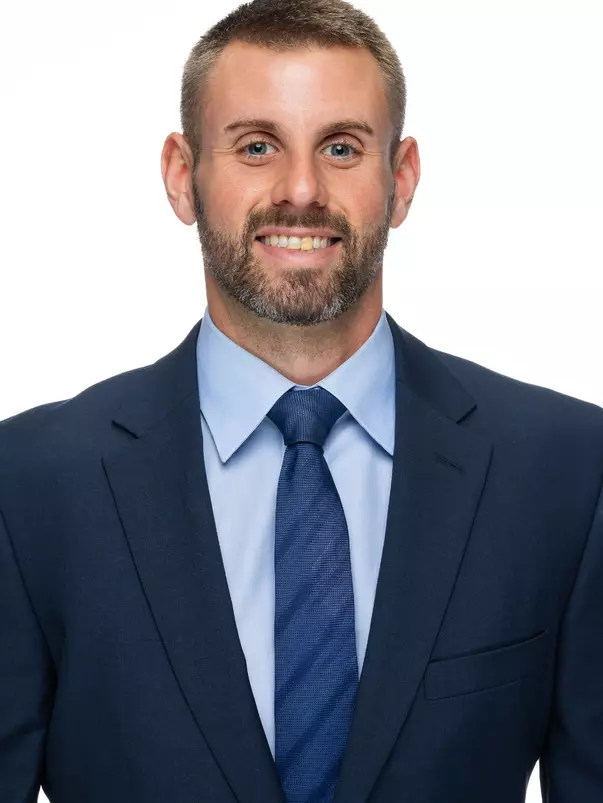 Ian Farley Headshot 2023