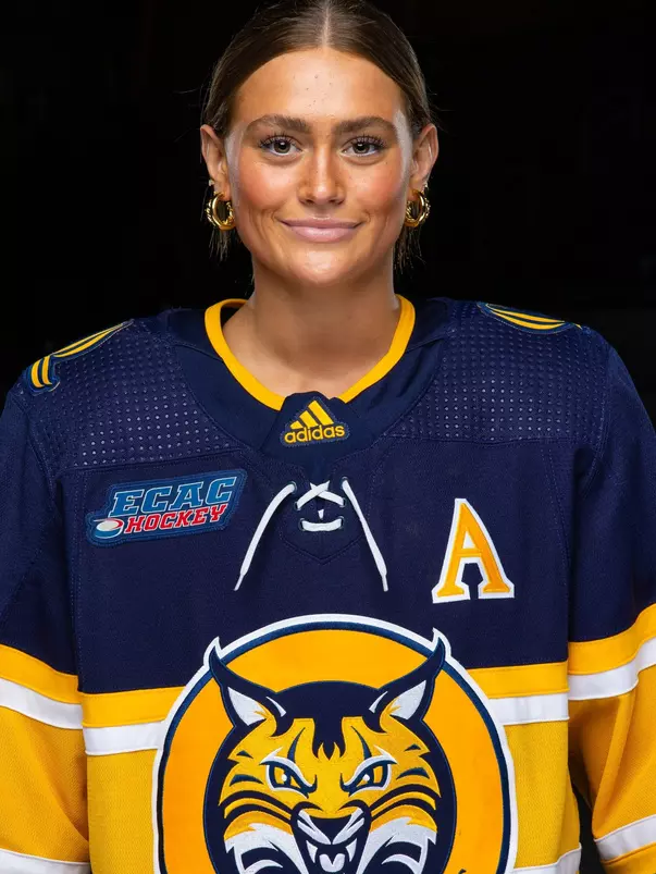 Hoskin Headshot 2023
