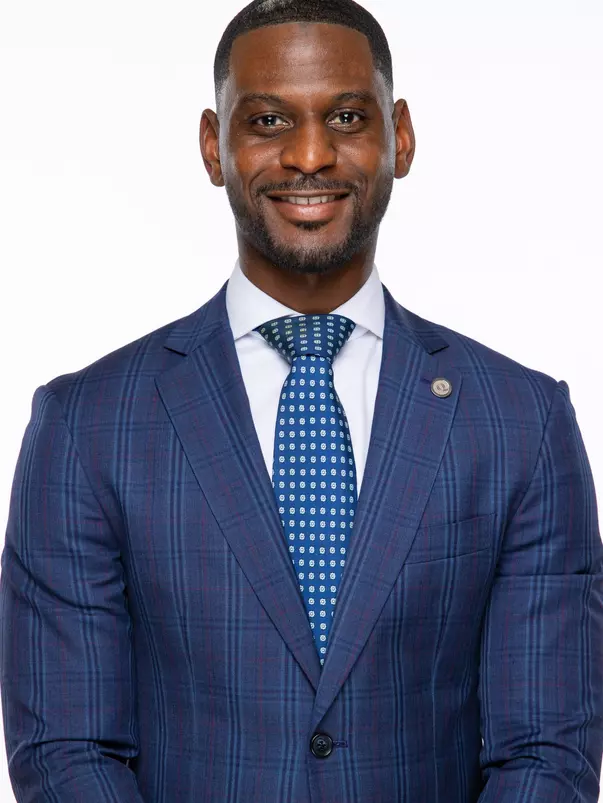 Umar Shannon Headshot 2024