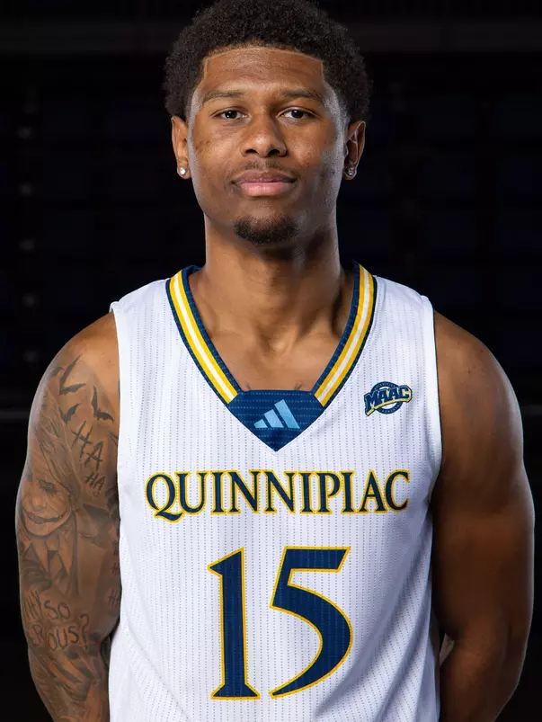 Ronell Giles Jr. Headshot Quinnipiac