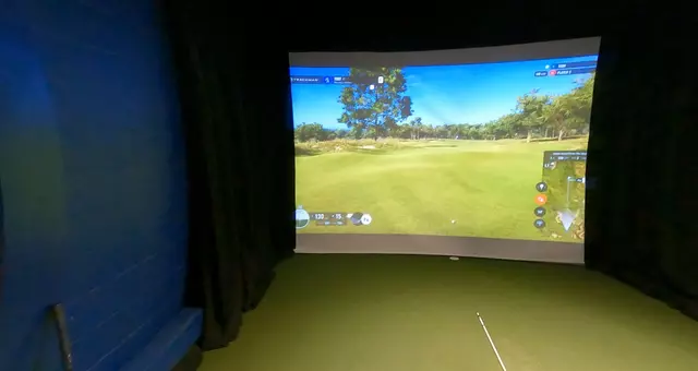 Quinnipiac Indoor Golf Simulator