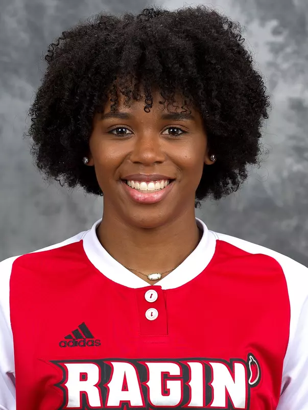 Readeaux, Jolie 2017-18 headshot