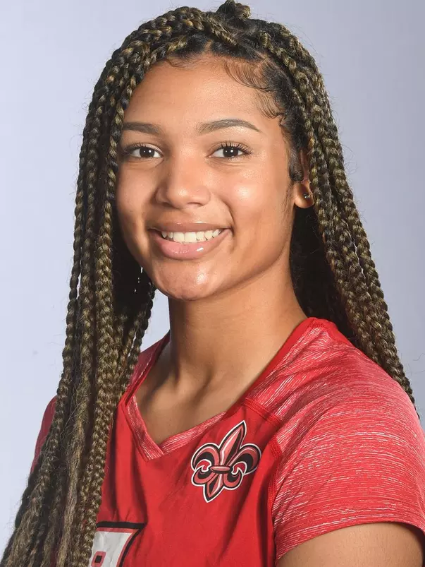 Baranco, Elise 2019 Headshot