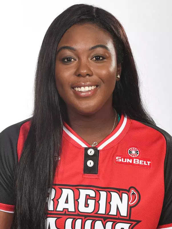 Hebert, Sydnee 2019-20 Headshot