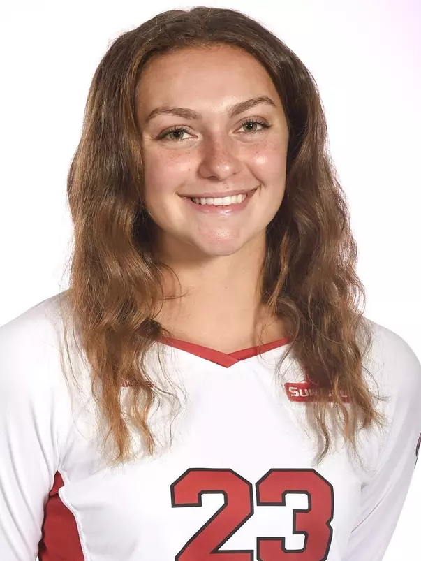 Angelo, Julia 2020 Headshot