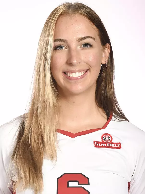 Bennett, Kelsey 2020 Headshot