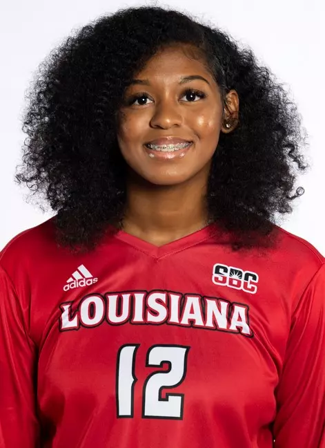 VB Hicks, Cami 2022 season headshot