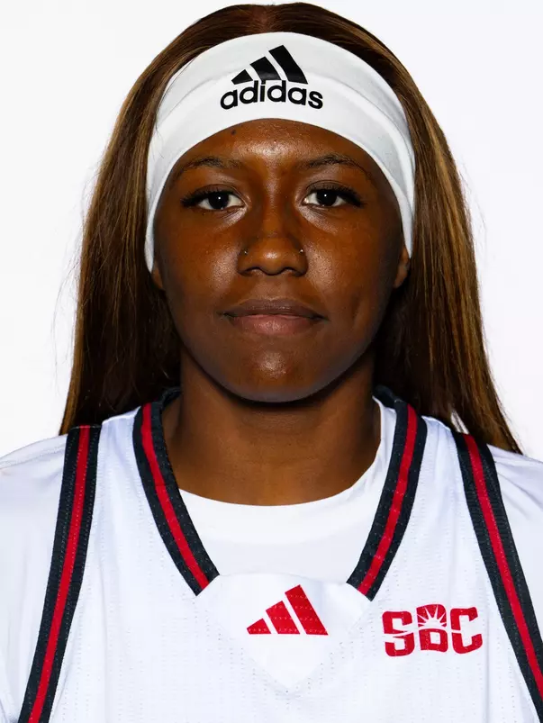 WBB James, Jaylyn 2023-24 Season Headshot