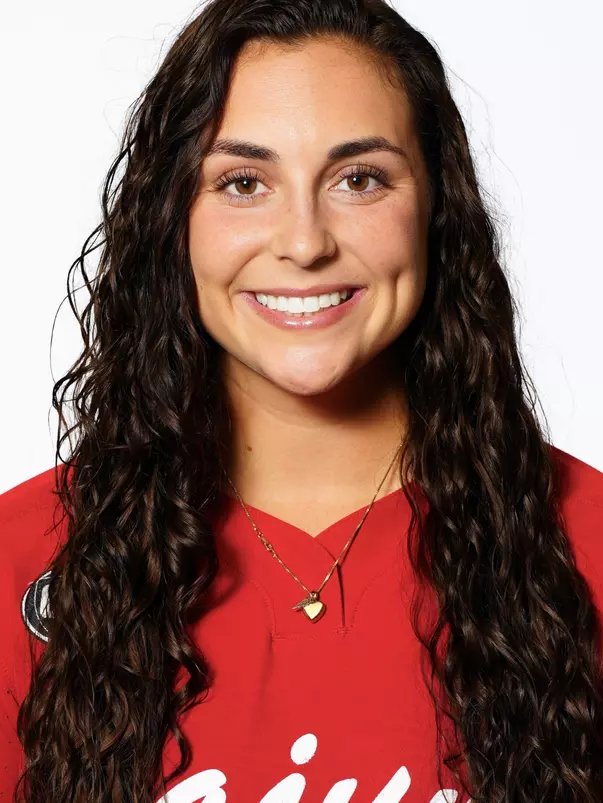 SB Piskos, Sophie 2023-24 Season Headshot