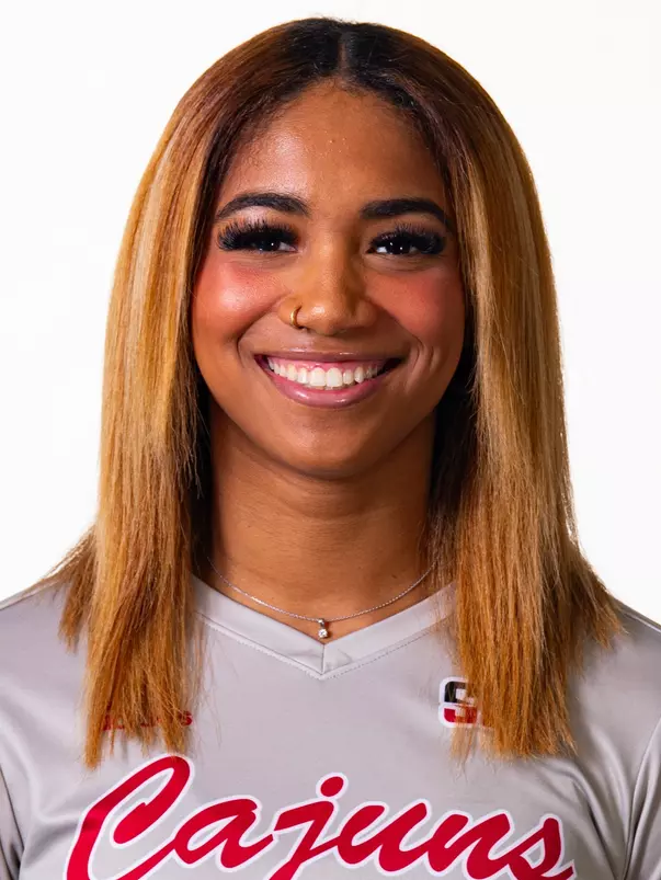 VB Hill, Lauryn 2023 Season Headshot