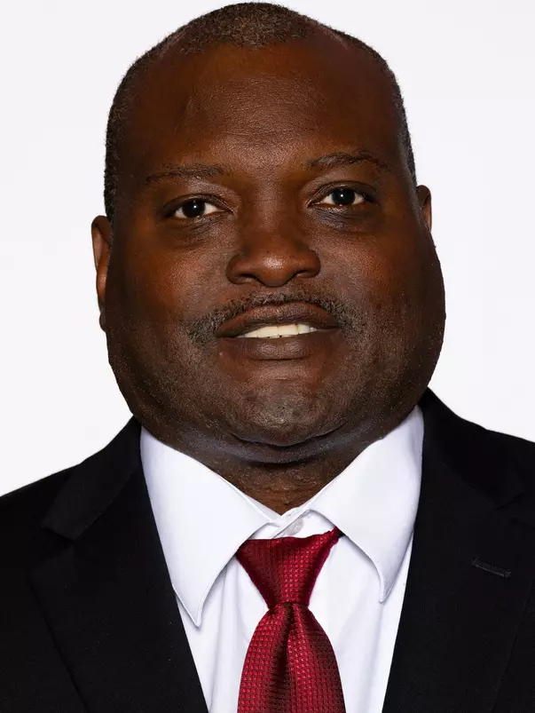 Phillip Shumpert Headshot MBB