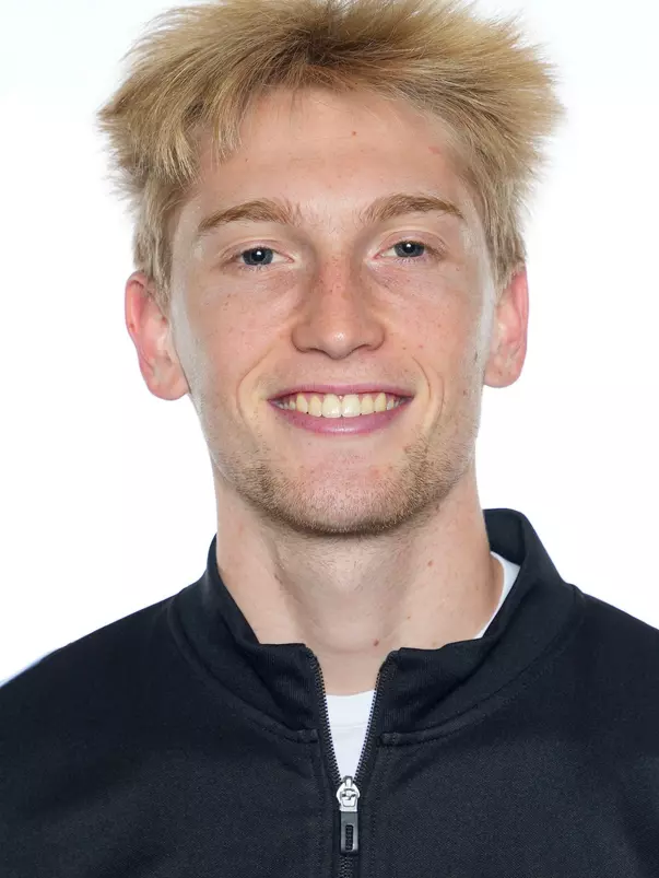 Nathan Fontan headshot 2024