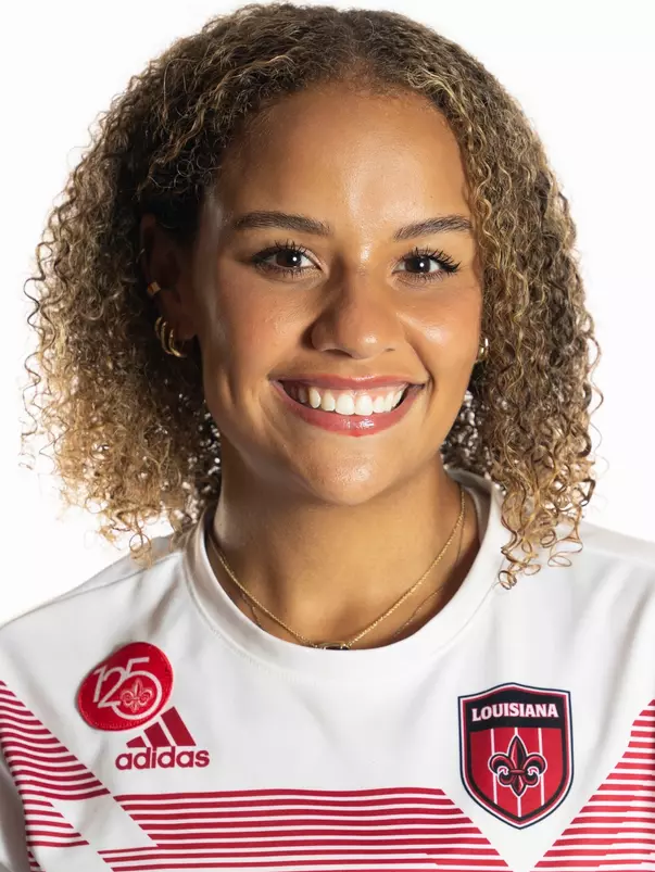 Riley Sims headshot 2024