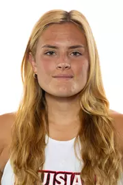 Karolina Skowronska headshot 2024