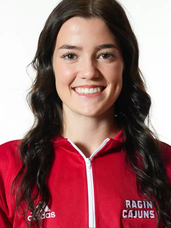 Dailey, Macy Headshot