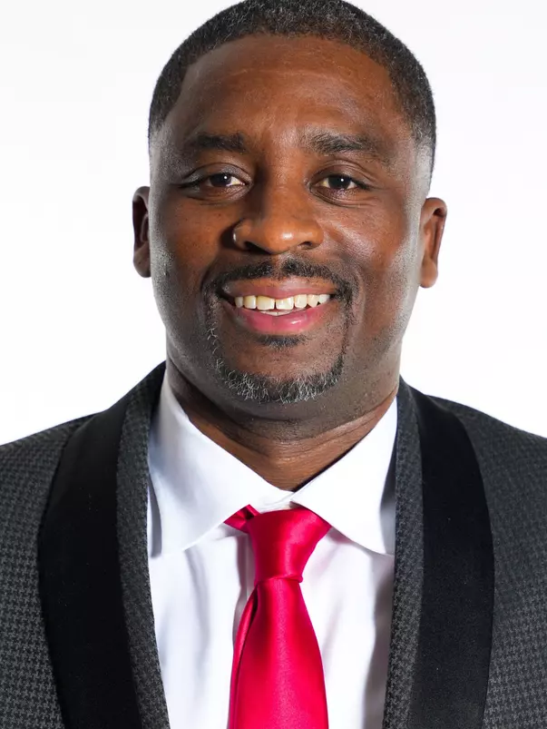 Quannas White headshot
