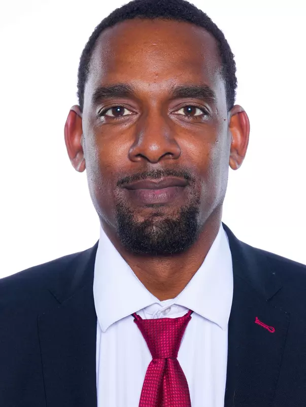 Giovonne Woods headshot