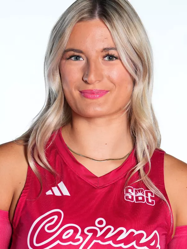 VB Sophia Armstrong 2025 Season Headshot