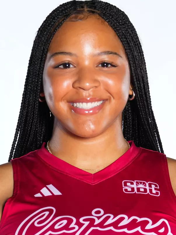 VB Gigi Smith 2025 Season Headshot