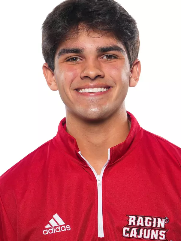 Kohl Feucht XC headshot 2025